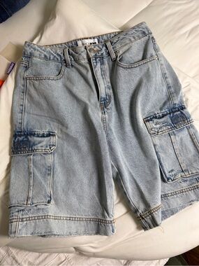 Fashion Nova Light Wash Denim Cargo Bermudas
